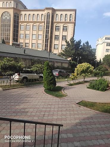 gence hostel: Gənclik metrosunun yanında, Koroğlu Rəhimov küçəsi 13a ünvanında, ABU — 10