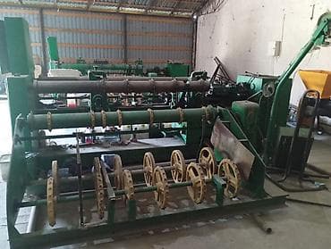 banan agaci: VEB DRAWEBA UDAFV60/1x2000 taxta soyma (veneer) dəzgahı - Model — 2