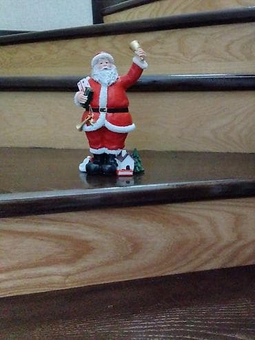 şaxta baba sekili: Yeni il bəzəyi – Şaxta Baba fiquru - Klassik qırmızı-ağ geyimli Şaxta — 1