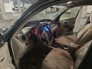 range rover tap az: Toyota RAV4: 2 l | 2001 il Ofrouder/SUV — 7