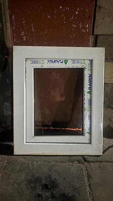 2 şüşəli plastik pencərə 3 ədəd, 1 ədədi 50 Azn qiymət sondu qiymətə — 1