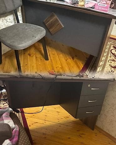 Jale1Hem yazi masasi hem. Kamputer hem dirnag hem ofis kim nece lalafo.az -da Jale1Hem yazi masasi hem. Kamputer hem dirnag hem ofis kim nece