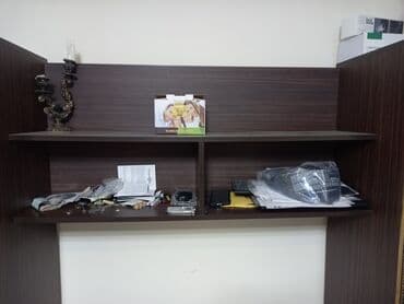 şuşə stol: İşlənmiş, Düz TV altlığı, Polkalı, Şüşəli, Belarusiya — 4