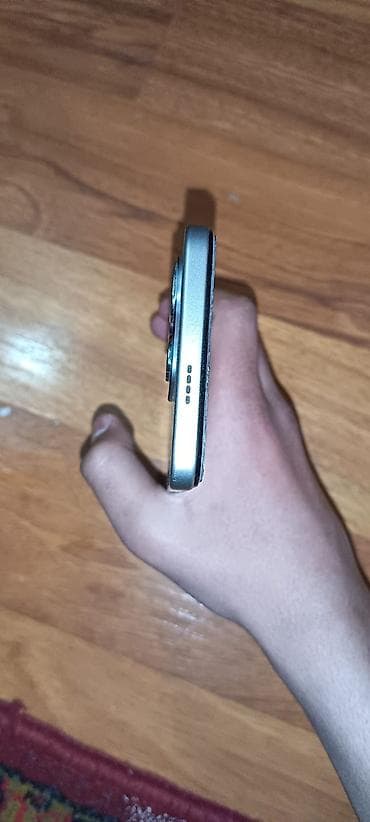 lv kabrolar: Infinix 256 ГБ, цвет - Серебристый, Face ID — 3