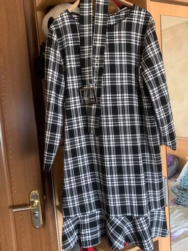 irshad telecom is saatlari: Платье в отличном состоянии из магазина Shaurell, размер 48 pocсицский — 1