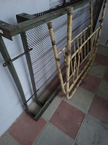 matras: Metal çarpayı karkası və bambuk materialdan hazırlanmış yan məhəccər — 1