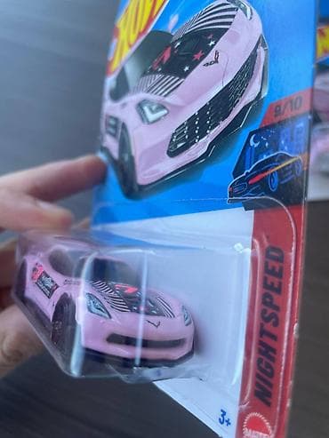 real gitara: Hot Wheels die-cast kolleksiya dəsti - Model 1: Corvette C7 Z06 - — 6