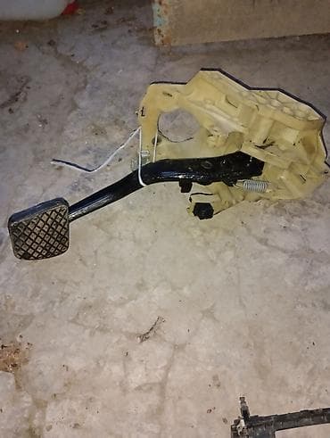 Aksesuarlar və tüninq: Bmw e60 2006. usden cxma ehdiyat hisseleri -Konisaner kompresur — 5