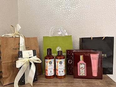 yulaf: Hədiyyəlik kosmetika və ətir setləri - Gucci Flora hədiyyə dəsti: 1 — 1