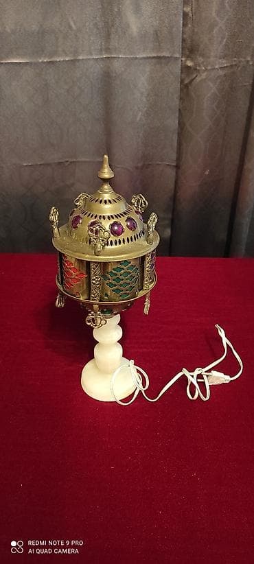 Şərq üslubunda antik - təqribən 1950-1970 çi illərə aid gözəl stolüstü