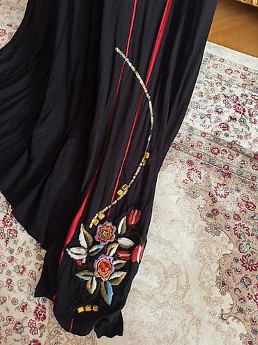 don: Qadın geyimi – Uzun qara don - Model: Uzun siluetli, asimmetrik — 2