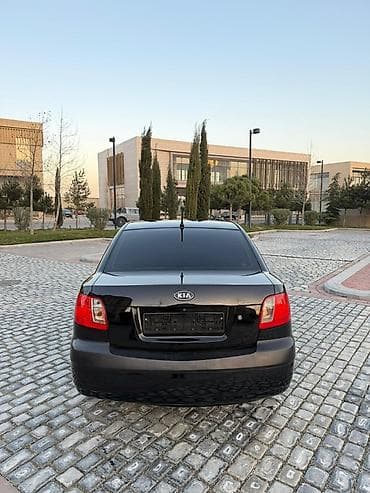 sam diski: Kia Rio: 1.4 l | 2008 il Sedan — 6