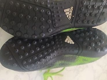 reqs ayaqqabilari: Yenidir.Hec geyinilmeyib.Adidas uşaqlar üçün futbol butsası (çatlı — 3