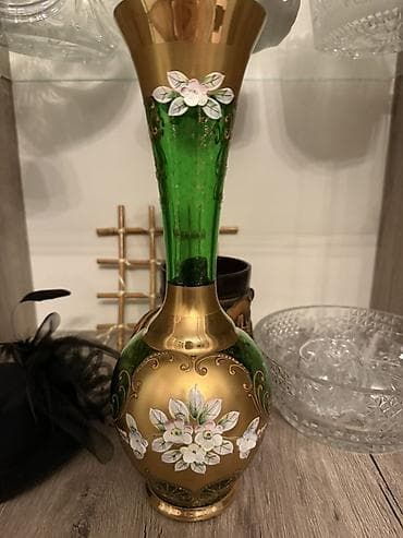 Bir vaza, Bogem şüşəsi