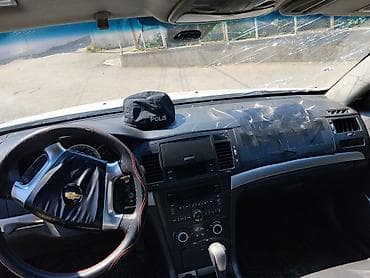 20 lik disk teker: Chevrolet Epica, ağ rəng, sedan masin otur sur masindi sekilde — 5