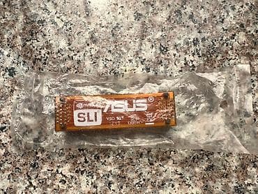 Asus NVIDIA SLI videocard connector Asus anapalatanın üstündə gəlib