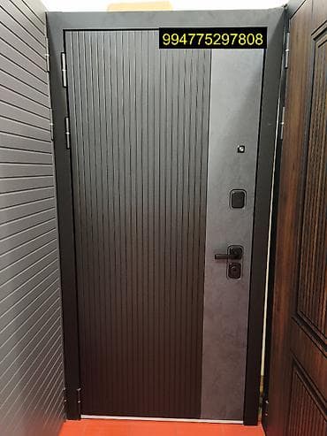 Metall giriş qapısı - Material: möhkəm polad karkas, qalın çərçivə -