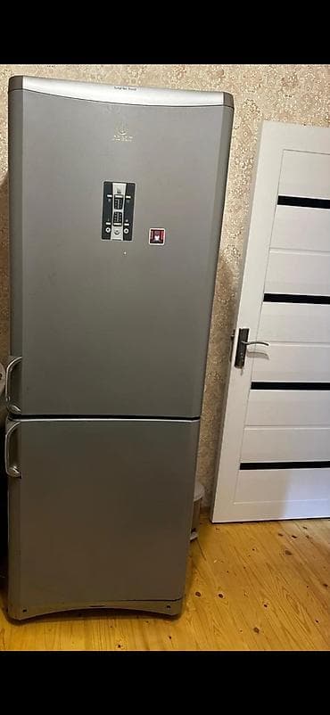 2 qapılı Indesit Soyuducu Satılır, rəng - Boz