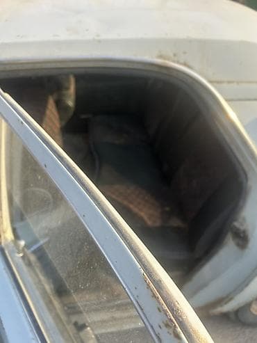 lada vaz 07: QAZ 2124: 2.4 l | 1992 il 42588 km Sedan — 3