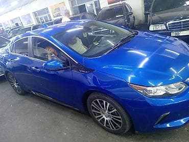 hava kanpressoru: Chevrolet Volt: 1.5 l | 2015 il 120000 km Sedan — 5