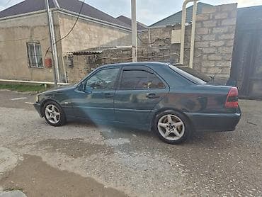 opel astra bufer: Mercedes-Benz C 200 (W202) sedan Xarici: - Tünd yaşıl gövdə rəngi - — 7