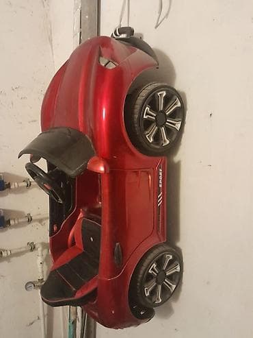 Uşaq üçün elektrikli oyuncaq avtomobil – qırmızı, sport üslubunda — 4