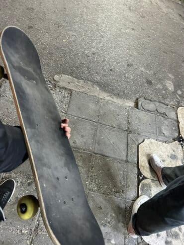 fenerbahce forması: Skateboard – Canadian Maple taxtası - Gövdə: “Canadian Maple” yazılı — 1