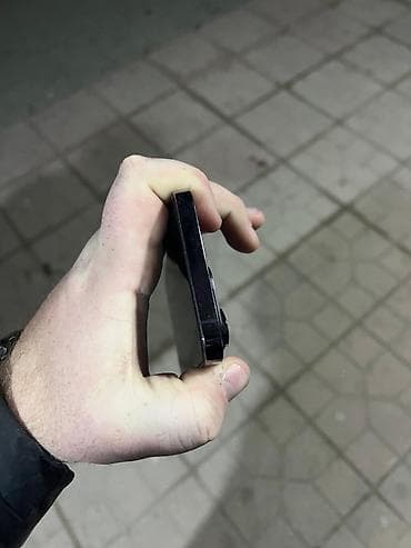 honor 10 ekran: IPhone 14 Pro Max, 256 GB, Deep Purple — 3