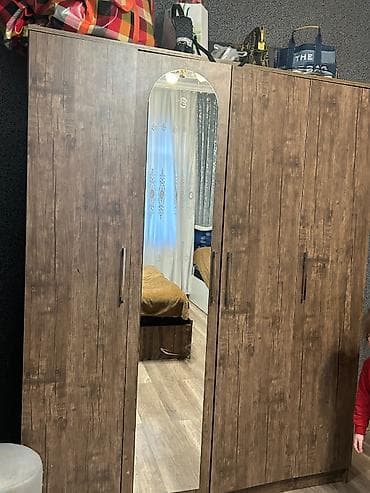 qaqa sekileri: 4 qapılı, Güzgülü, Qəhvəyi, Taxta, Açılan, Düz dolab — 2