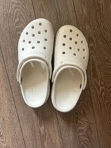 şabo: Məhsul: Original Crocs Iconic Classic clogs – ağ rəng - Ölçü: 38-39 — 1