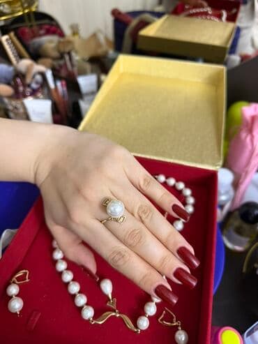 merkezi univermaq qizil: Dəstə daxildir: Üzük, 585 Əyar, 6 g — 4