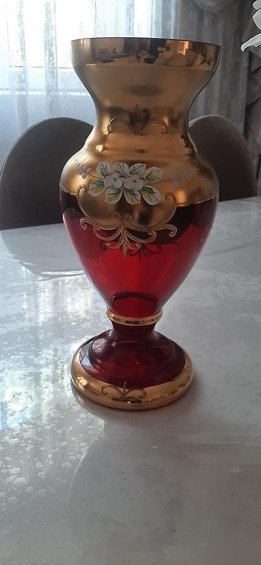 deko: Bir vaza, Bogem şüşəsi — 1