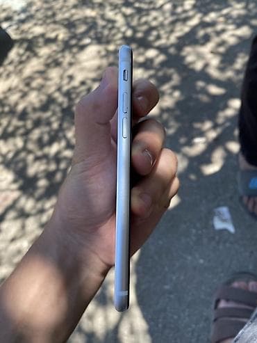 en ucuz macbook pro: IPhone SE 2020, Ağ, Barmaq izi — 4