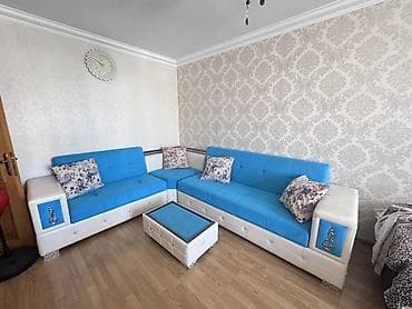 Divan və masa dəstləri: Mavi-ağ künc divan dəsti * Ölçü: 306 × 244 sm. * Komplekt: 2 hissədən — 2