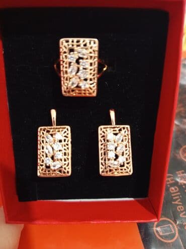 женские толстовки на молниями: Üzük və sırğalar - Metal: qızılı tonlu qirmizi rus qizili rengi - — 20