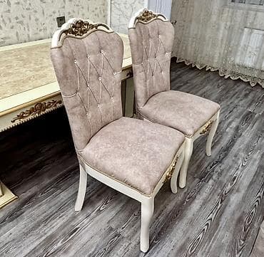 yumurta yemi: Qonaq otağı üçün, İşlənmiş, Açılmayan, Dördbucaq masa, 6 stul — 2