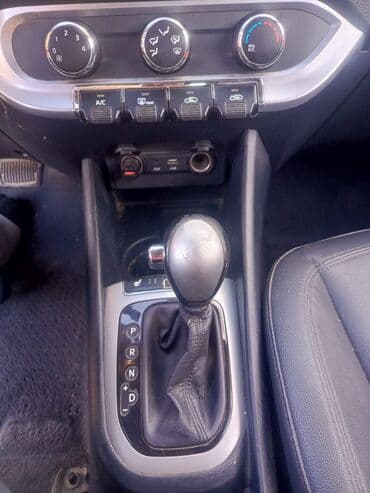 Yağlar və avtokimyəvi maddələr: Kia Rio: 1.6 l | 2015 il Hetçbek — 8