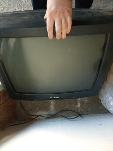 internet televizor: 2 adad 2 bir yerda 50 manat 1 isdiyir 1nin yungul xarci var — 1