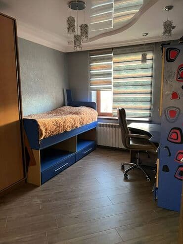 bina az kiraye evler 9 mkr: Bakı, 3 otaqlı, Köhnə tikili, m. Həzi Aslanov, 80 kv. m — 5