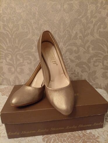 qadın maşınlarının qiyməti: Tuflilər, Ölçü: 39, rəng - Qızılı, Yeni — 1