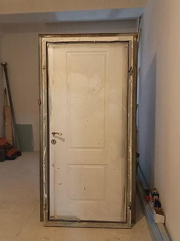 seyf qapllar: Metal giriş qapısı (konstruksiya və komplekt) - Material: qalın metal — 1