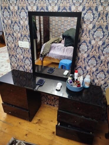 stul dəsti: Mebel dəsti satılır - Yemək masası və 4 ədəd stul: Klassik üslub — 2