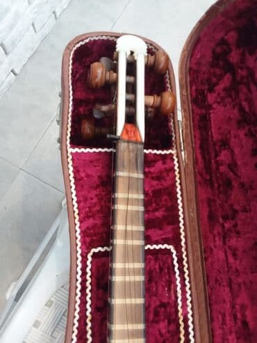 tar instrument: Qedimi tar — 3