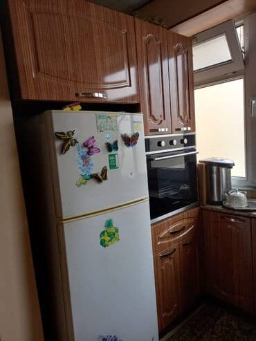 ucbucaq evlər: Bakı, 3 otaqlı, Köhnə tikili, m. Xalqlar Dostluğu, 78 kv. m — 8