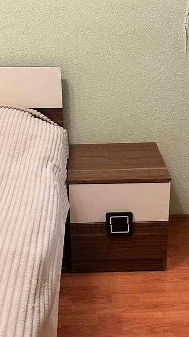 2 mertebe evler: 2 təknəfərlik çarpayı — 4