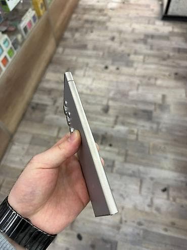 2. el samsung s10 plus: Samsung Galaxy S24 Ultra, 512 GB, rəng - Gümüşü, Simsiz şarj — 4