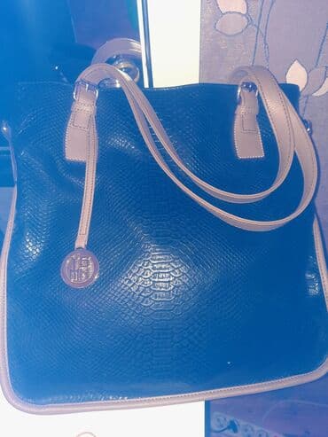 qaşlı çanta: Cox kaliteli cantalar☝️‼️‼️.100$ satilan mallardi.‼️‼️hem keyfiyyetli — 4