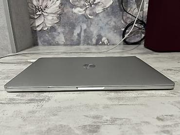 Masaüstü kompüterlər və iş stansiyaları: MacBook Pro 2016 tecili satılır Problem tək akumulyator zəyifdi — 5