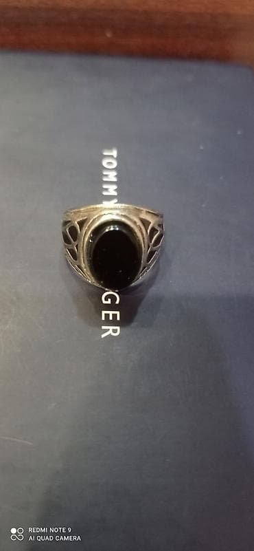 gumus uzuk: Qadın və kişi üçün zərgərlik dəsti və ayrı aksesuarlar - Qırmızı — 4