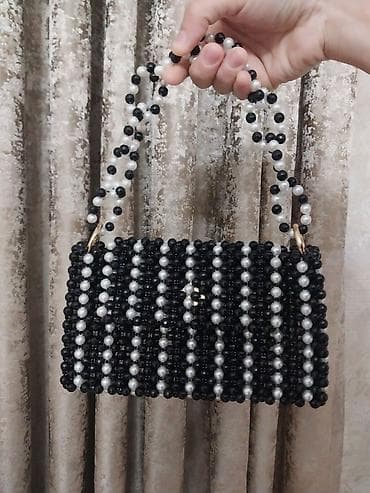 сумка из бусин своими руками: Muncuqdan hazırlanmış əl çantası - Dizayn: Qara və ağ muncuqlarla əl — 2